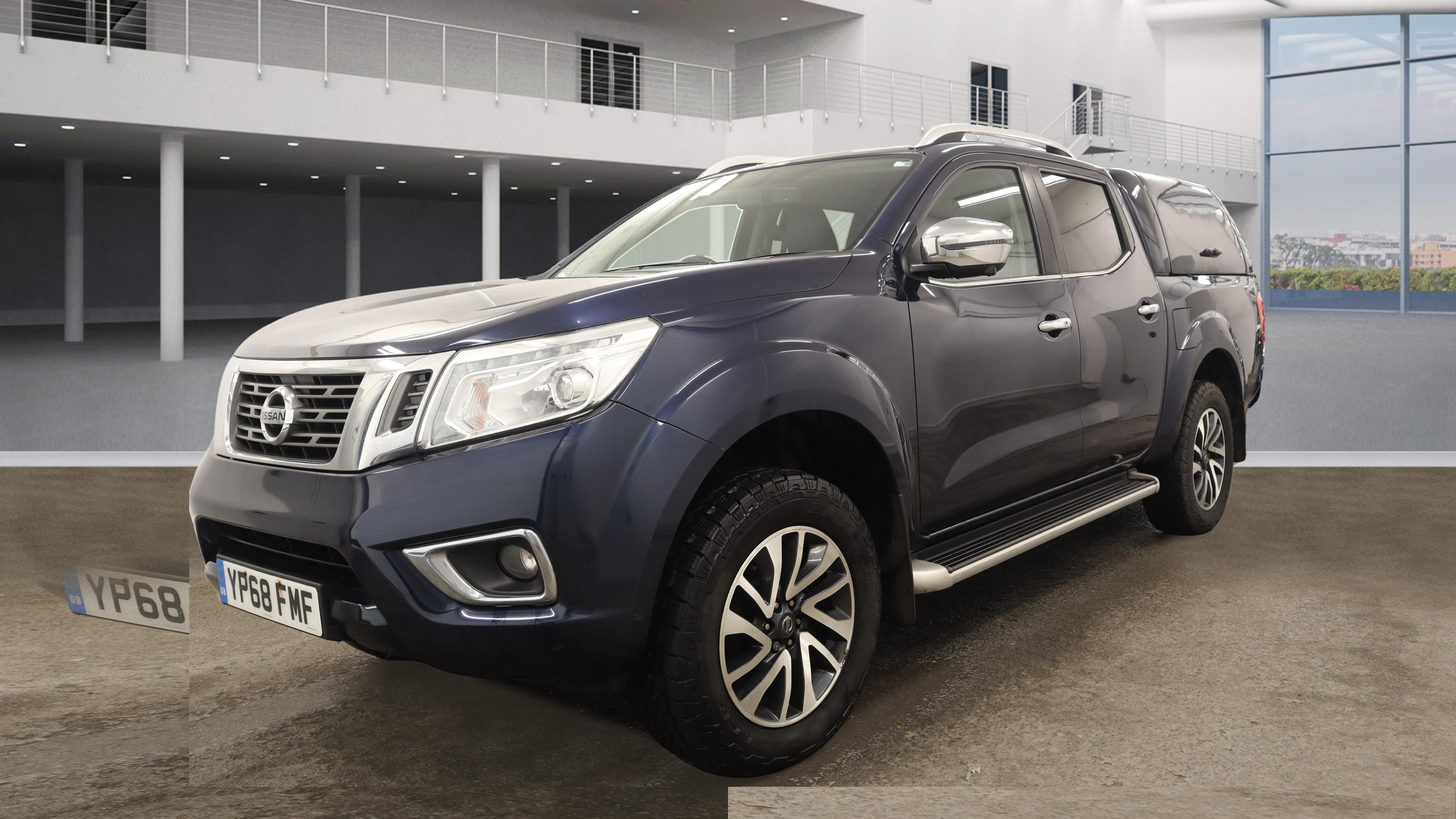 NISSAN Navara